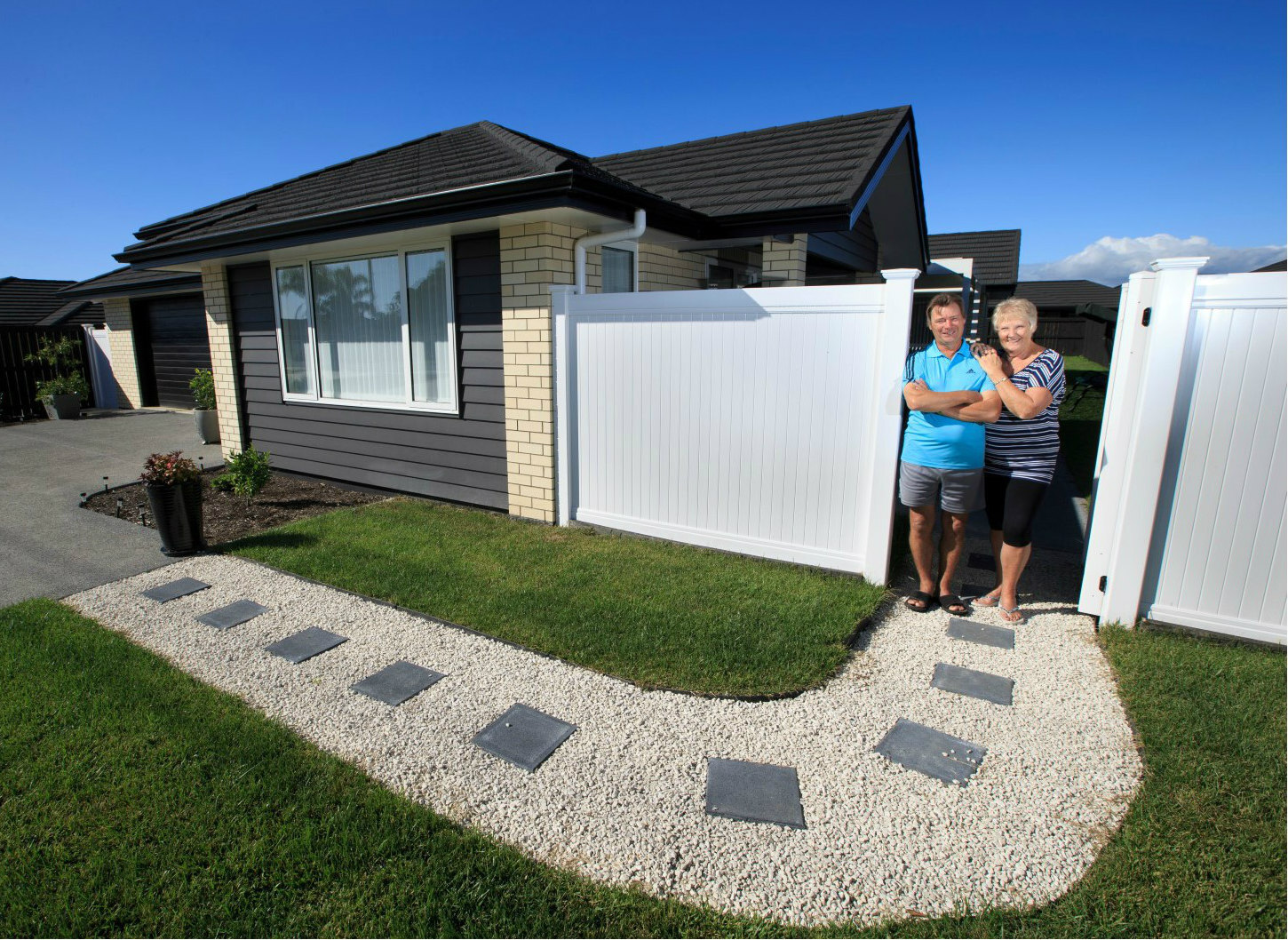  Generation Homes Thinking of downsizing? Build a modern new home and enjoy life Il 4876 Garden Path with Tiney 
