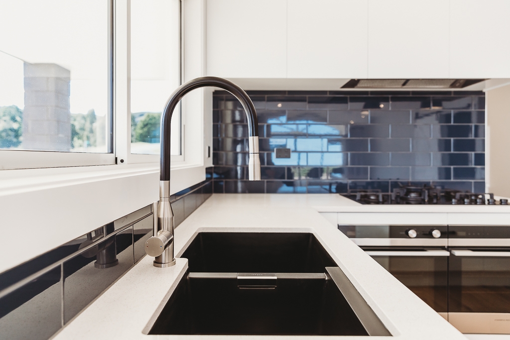 Generation Homes WOW - Fantastic home Ngawai Kitchen 