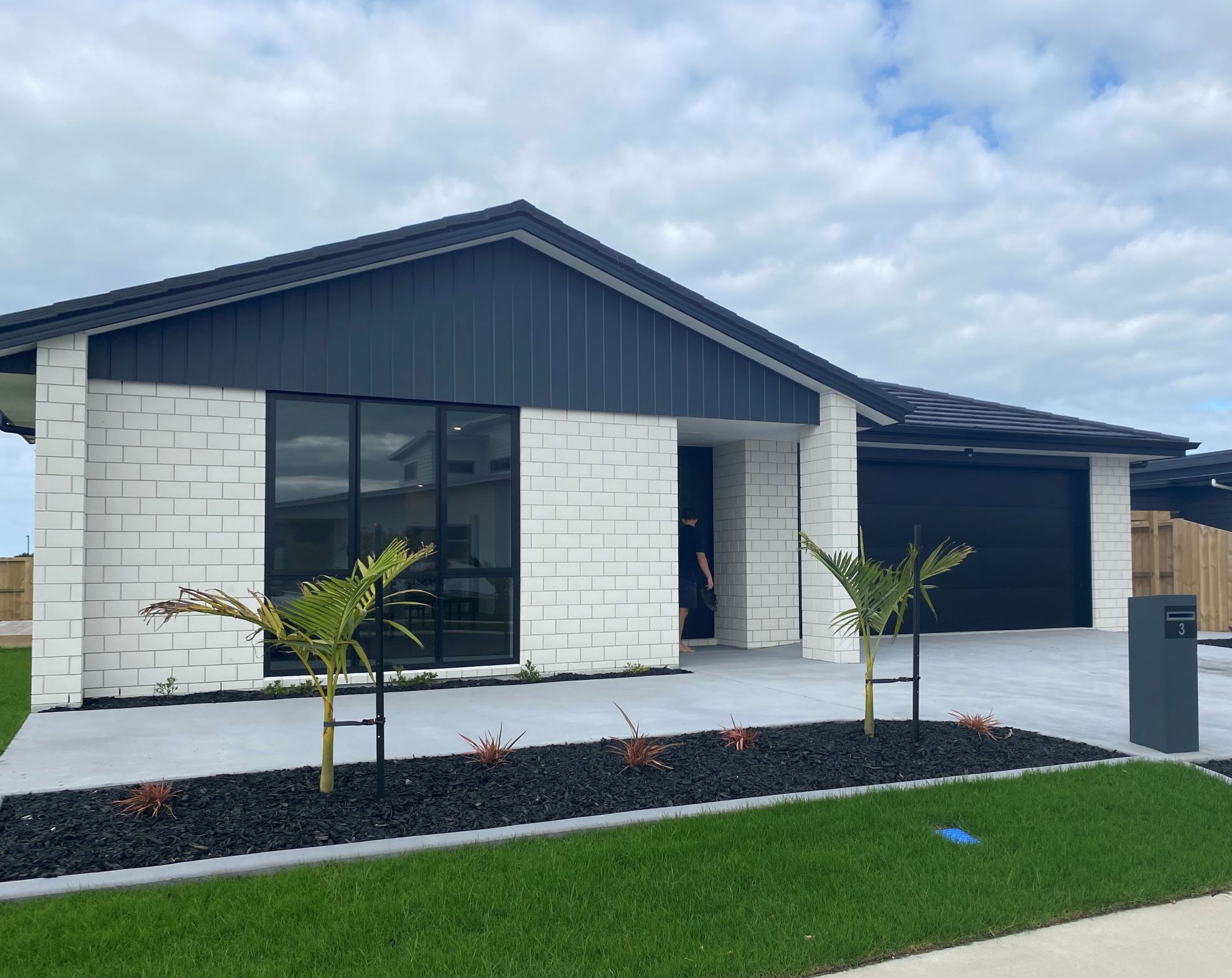  Generation Homes Ready To Move In - Show home Il 19385 Sycamore exterior 