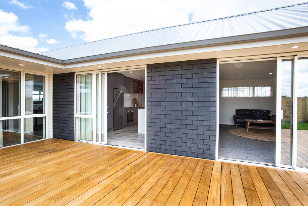  Generation Homes Ngaroto Il 14136 Ngaroto Kimbrae Drive Rototuna Village Hamilton deck 6 