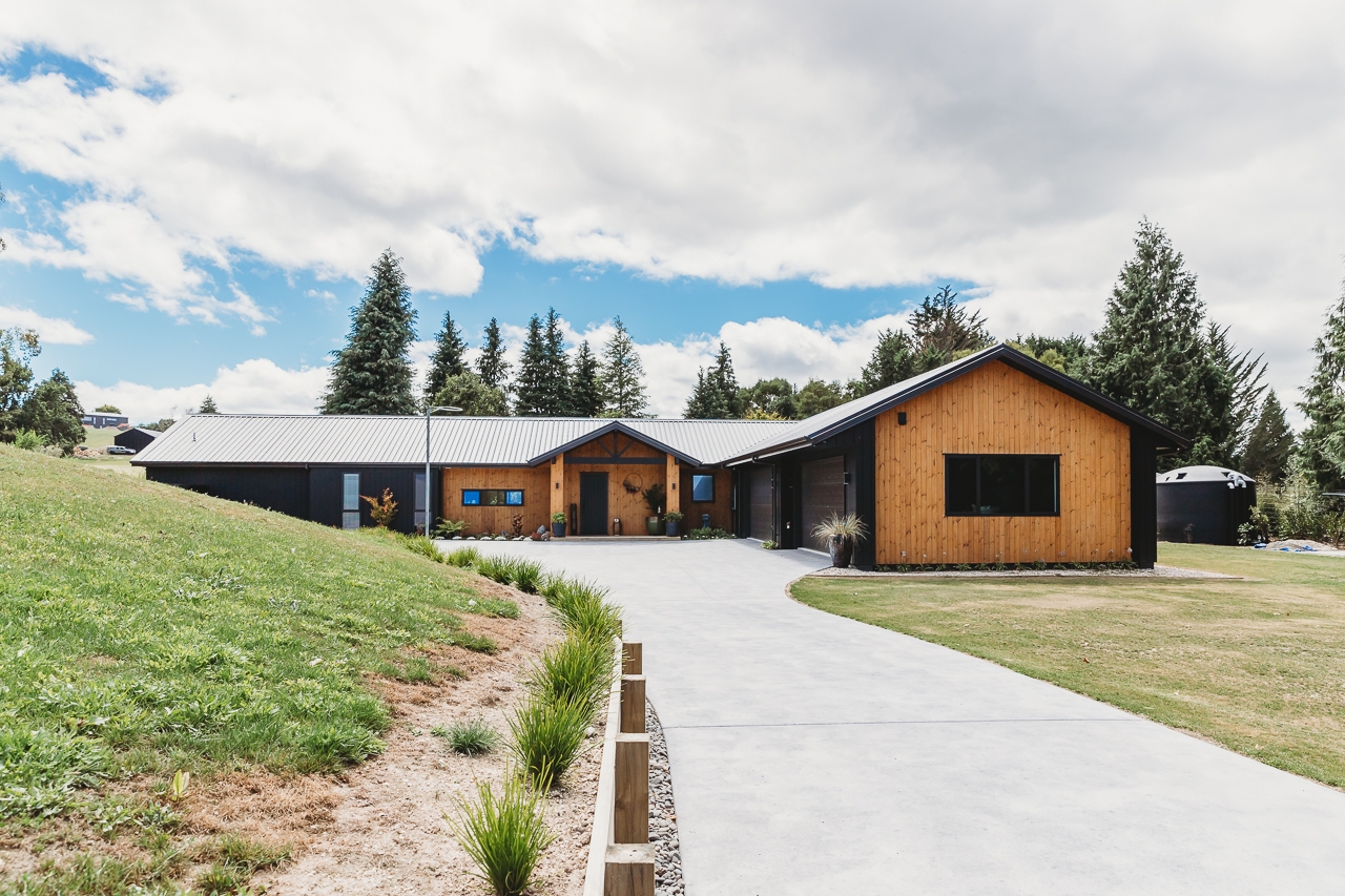  Generation Homes Taupō couple’s final build is perfection Rosie Larry Graham 2 Nga Tui Lane Acacia Bay Taupo 29 Feb 2024 1344 